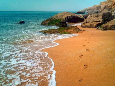 West-Bay-Beach.jpg West-Bay-Beach.jpg